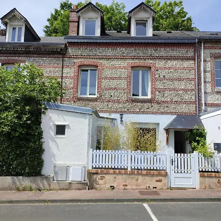 Semesterbostad G9356 *